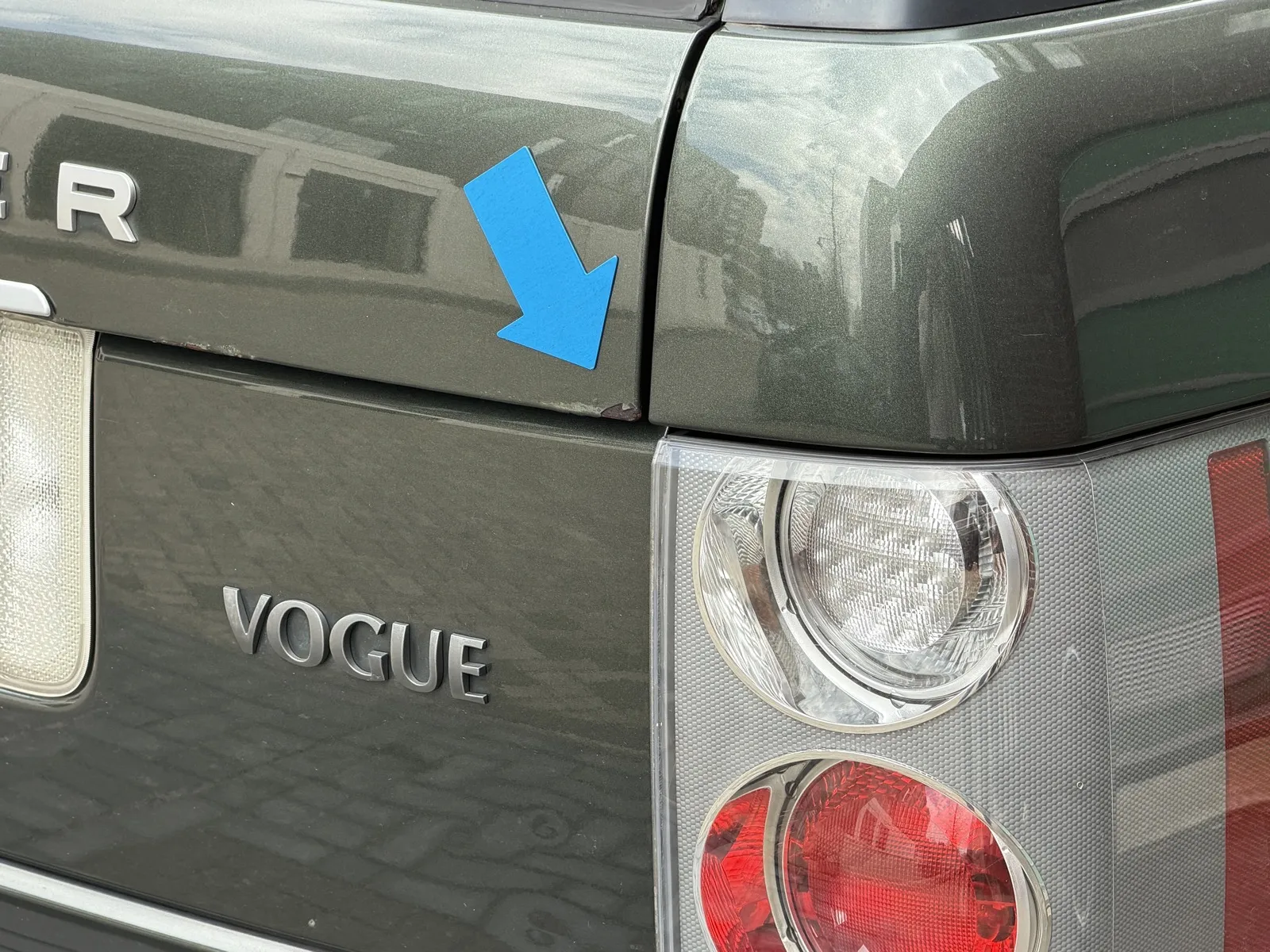 Schadedetail op een Range Rover Vogue